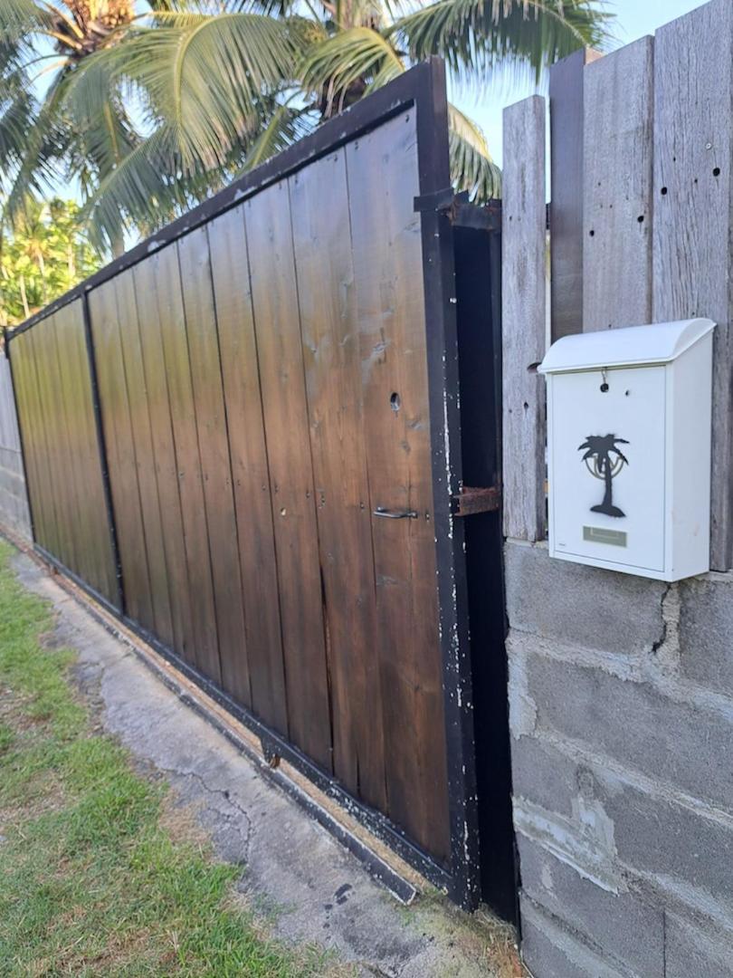 Breeze Ocean Bungalow Moorea Esterno foto